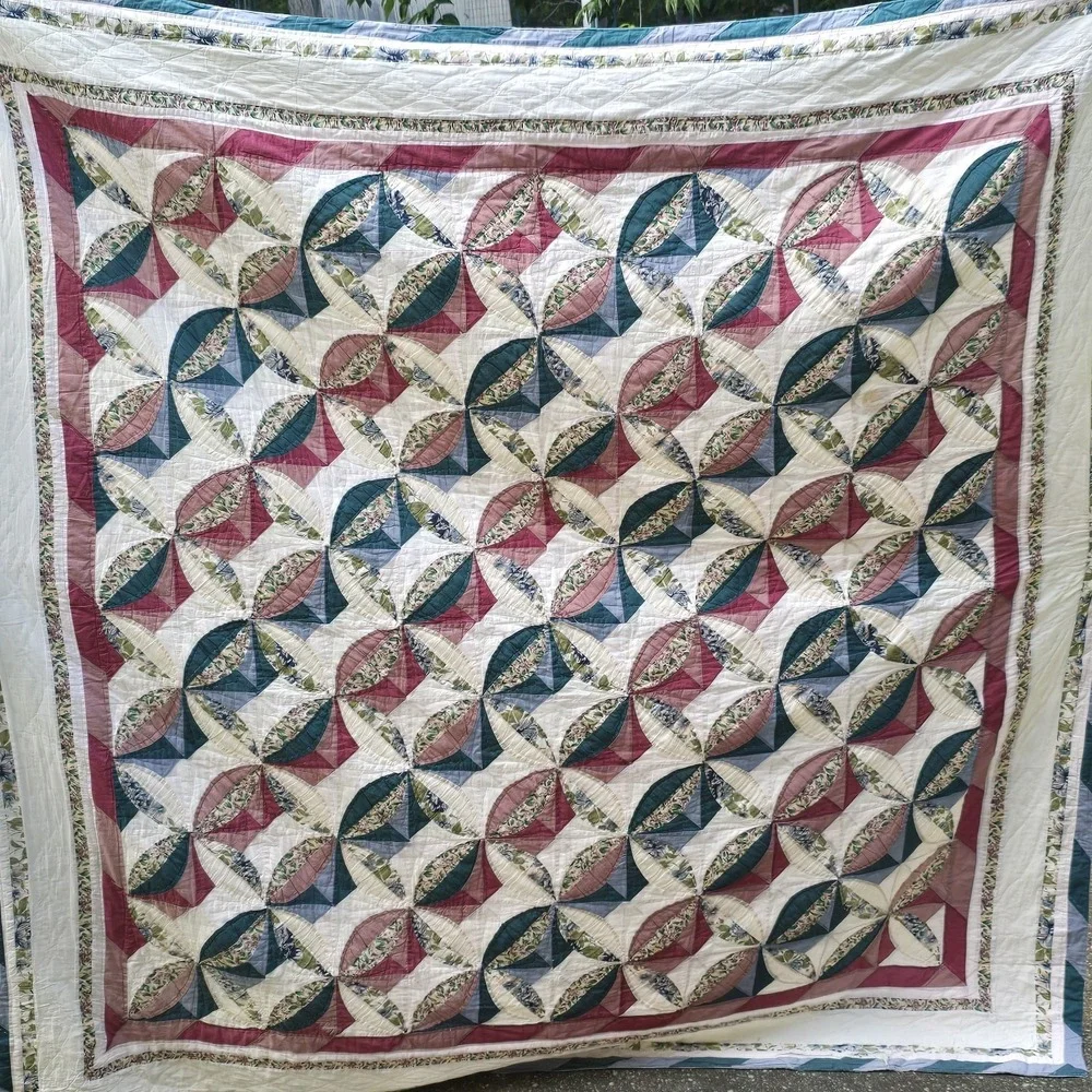 Vintage‎ Handmade Grandmothers Fan Quilt 78 x 76 Inches